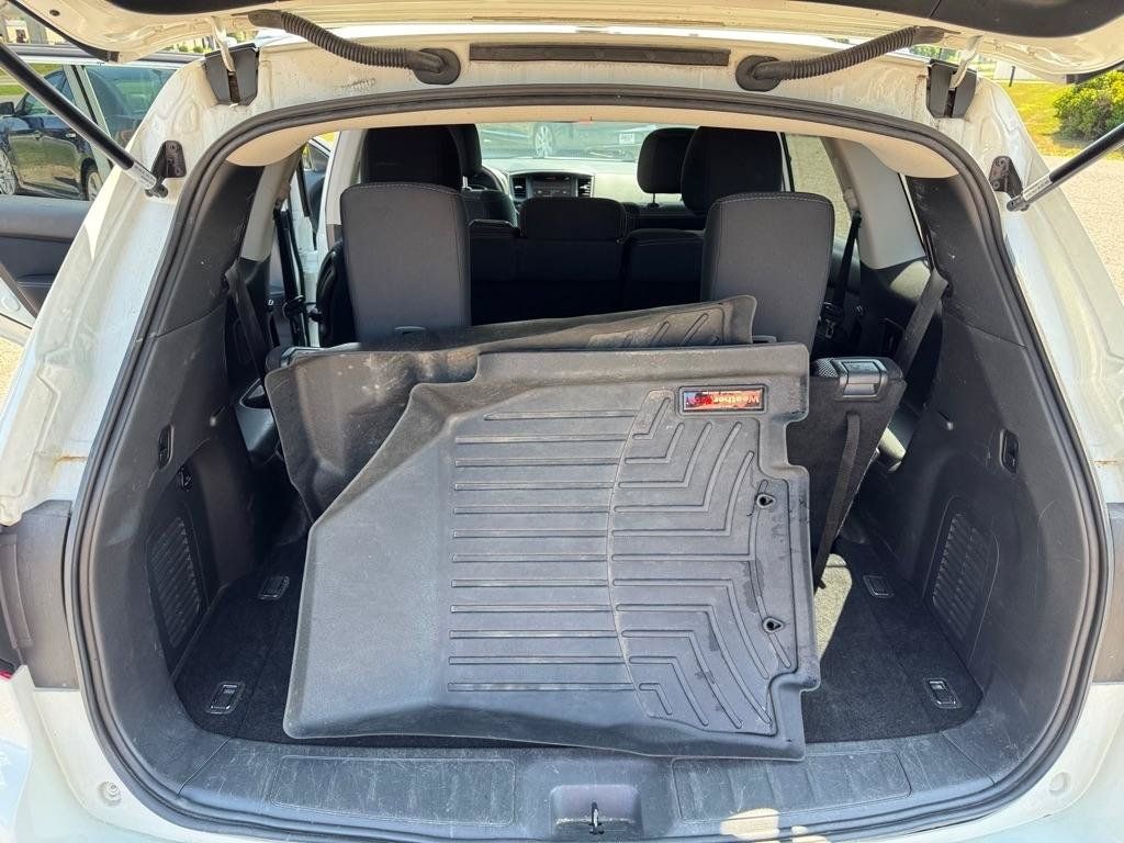 Used 2017 Nissan Pathfinder SV AWD/4WD image 20
