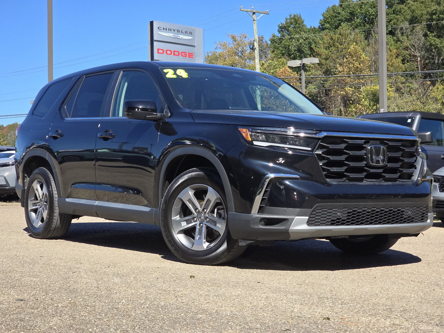 Used 2024 Honda Pilot EX-L image 2