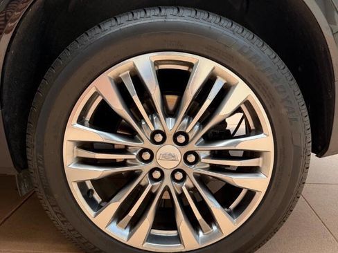 Used 2017 Cadillac XT5 Premium Luxury w/ Driver Assist Package FWD image 65