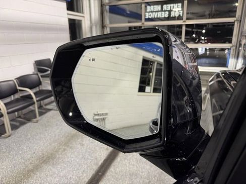 New 2026 Chevrolet Suburban Premier w/ Sun And Tow Package image 25