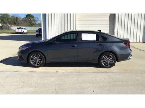 Used 2024 Kia Forte GT-Line image 5