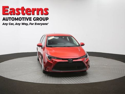 Used 2020 Toyota Corolla LE FWD image 50