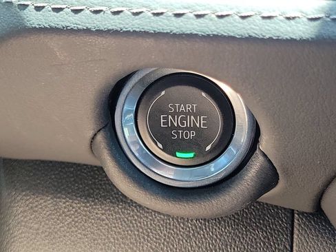 Used 2026 Chevrolet Tahoe LS RWD image 17
