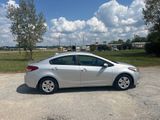 Used 2017 Kia Forte LX image 6