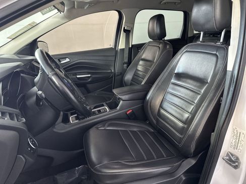 Used 2019 Ford Escape SEL image 15