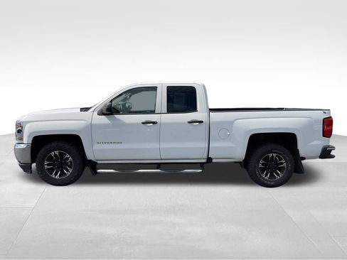 Used 2018 Chevrolet Silverado 1500 W/T w/ WT Convenience Package RWD image 6