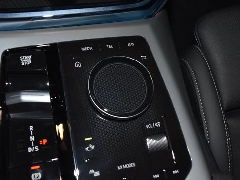 New 2026 BMW X3 xDrive30 w/ Premium Package image 14