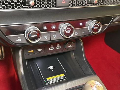 Used 2024 Honda Civic Type R image 29