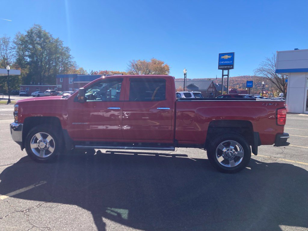 Used 2019 Chevrolet Silverado 2500 W/T w/ Snow Plow Prep Package AWD/4WD image 24
