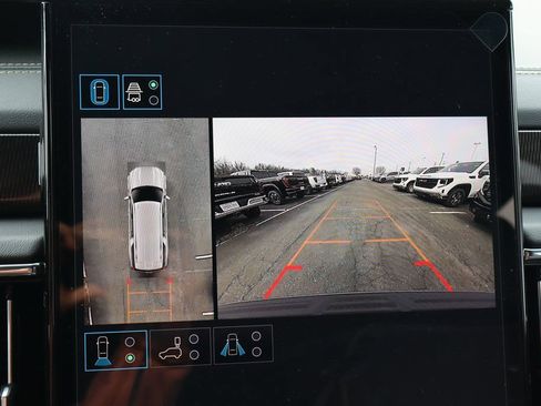 New 2026 GMC Yukon XL Elevation w/ LPO, Floor Liner Package AWD/4WD image 16