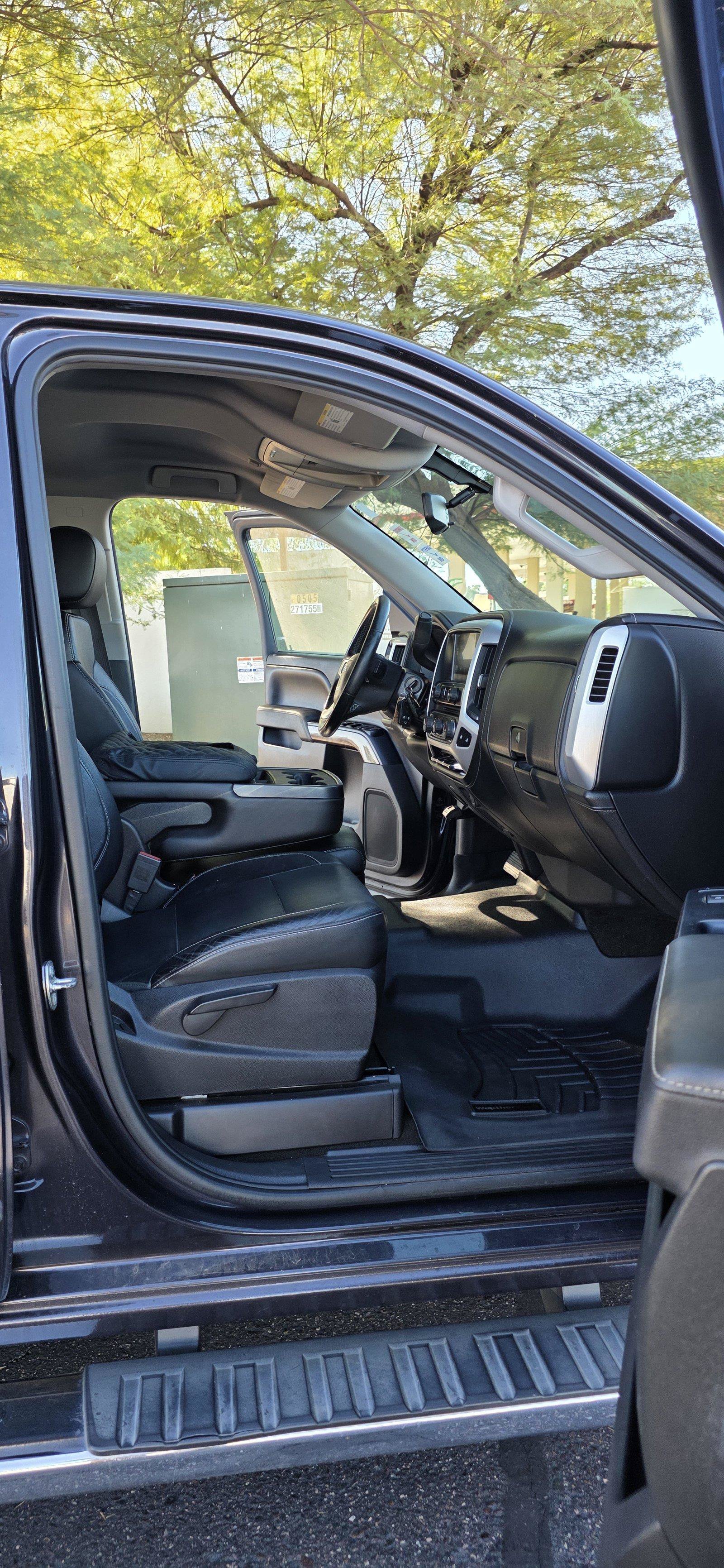 Used 2015 GMC Sierra 1500 SLE w/ SLE Value Package AWD/4WD image 12