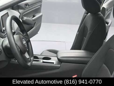 Used 2025 Nissan Altima 2.5 S FWD image 16