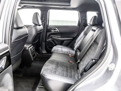 Used 2022 Mitsubishi Outlander SEL Black Edition AWD/4WD image 27