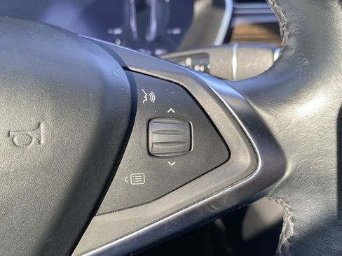 Used 2016 Tesla Model S 70 image 13