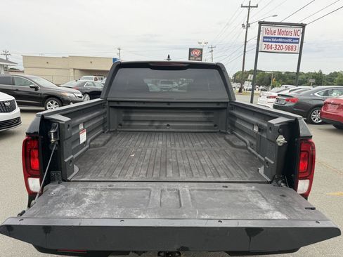 Used 2019 Honda Ridgeline Sport image 10
