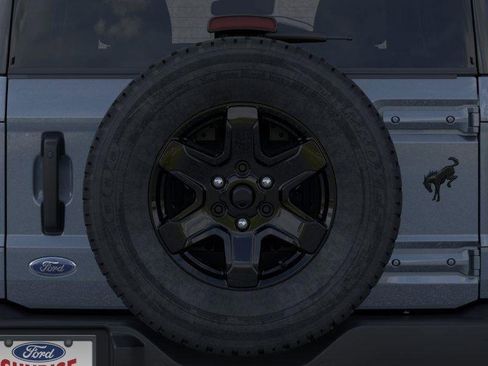 New 2025 Ford Bronco Outer Banks w/ Black Appearance Package image 24