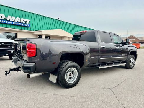 Used 2016 GMC Sierra 3500 Denali w/ Duramax Plus Package image 7