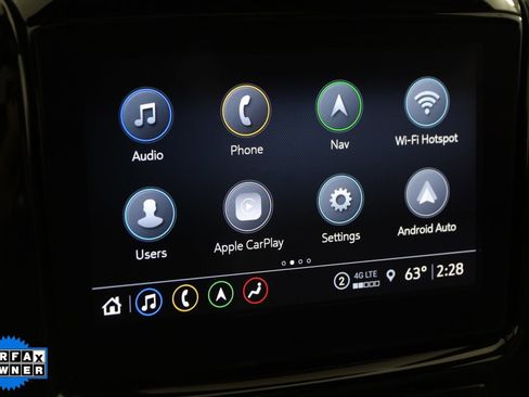 Used 2023 Chevrolet Traverse RS image 32