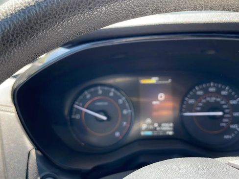Used 2021 Subaru Crosstrek 2.0i AWD/4WD image 13