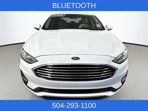 Used 2020 Ford Fusion SE w/ Equipment Group 151A FWD image 3