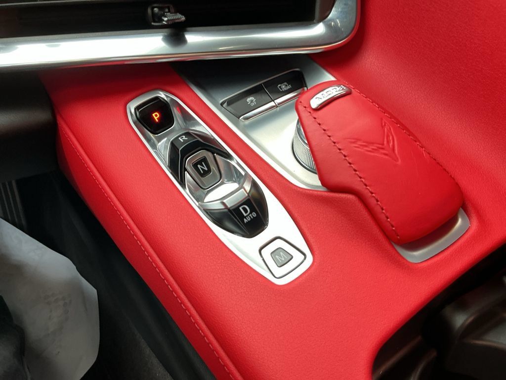 Used 2020 Chevrolet Corvette Stingray Preferred Cpe w/ 2LT Preferred Equipment Group RWD image 18