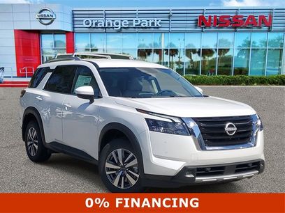 New 2025 Nissan Pathfinder SL