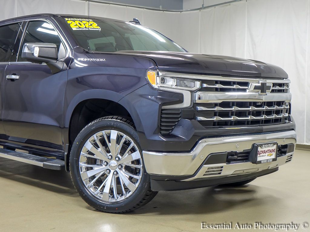 Used 2022 Chevrolet Silverado 1500 LTZ w/ Technology Package AWD/4WD image 3