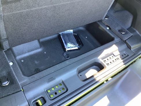 Used 2024 Jeep Wrangler Sport S image 30