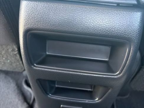 Used 2017 Nissan Sentra SV FWD image 25