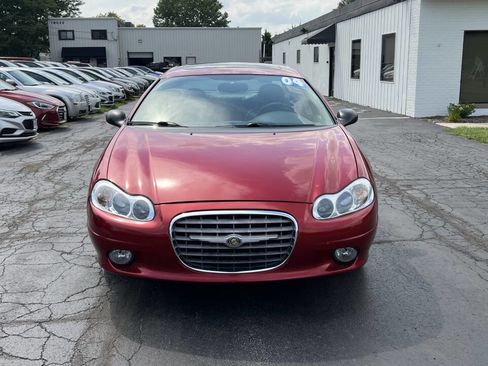 Used 2004 Chrysler Concorde LXi image 7