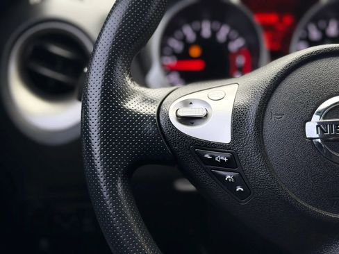 Used 2013 Nissan Juke S FWD image 30