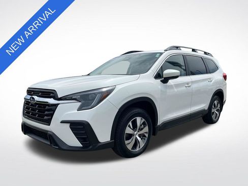 Certified 2025 Subaru Ascent Premium w/ Popular Package #1 AWD/4WD image 7