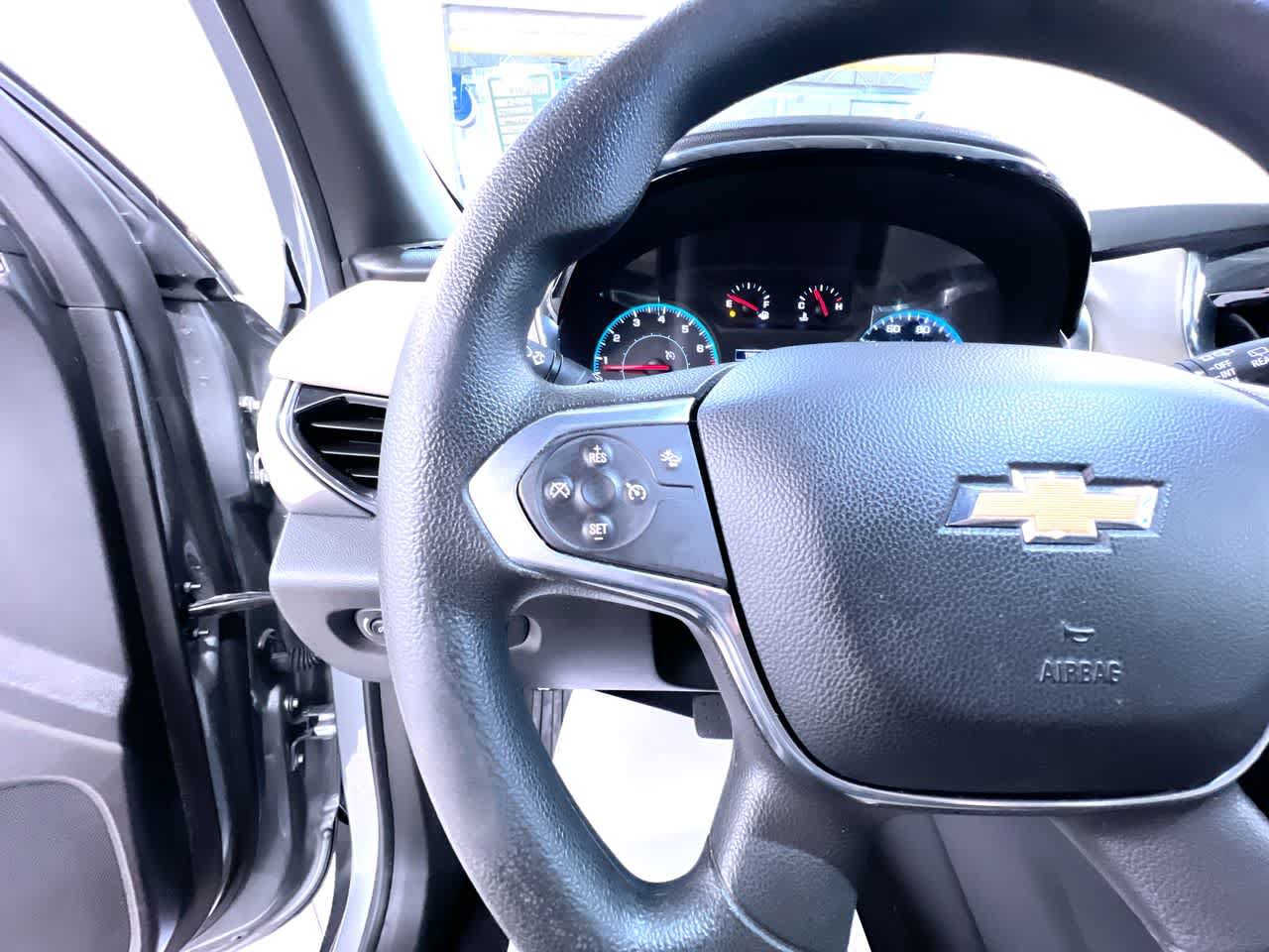Used 2023 Chevrolet Traverse LS FWD image 20
