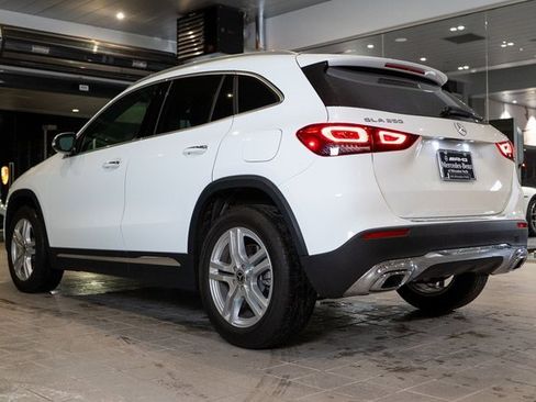 Certified 2023 Mercedes-Benz GLA 250 4MATIC image 4