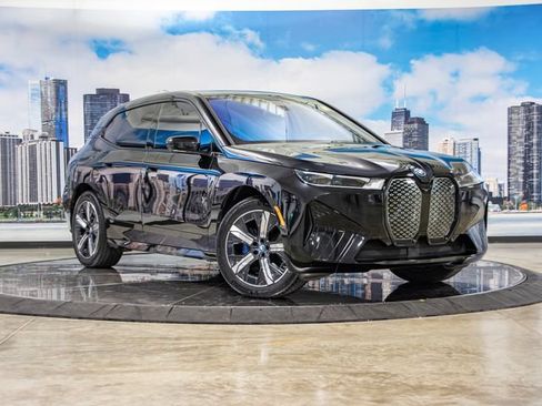 Used 2025 BMW iX xDrive50 AWD/4WD image 1