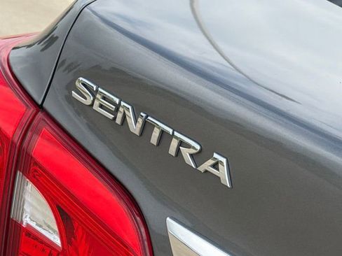 Used 2019 Nissan Sentra S FWD image 8