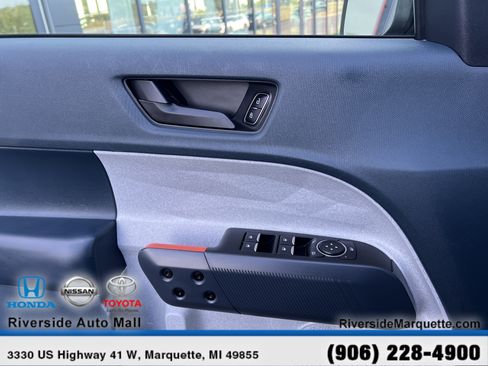 Used 2022 Ford Maverick XLT w/ Equipment Group 300A Standard AWD/4WD image 23