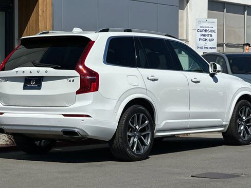 Used 2019 Volvo XC90 T6 Momentum w/ Advanced Package image 2