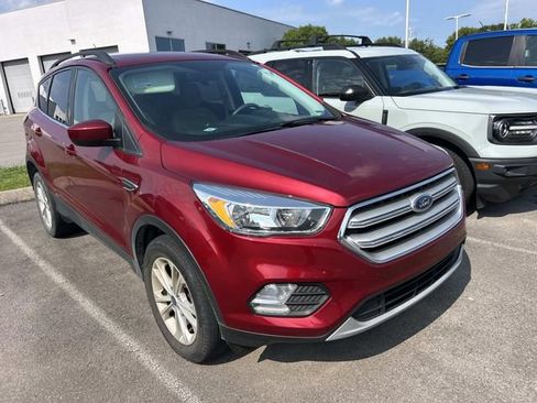 Used 2018 Ford Escape SE AWD/4WD image 3