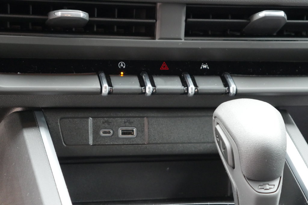 New 2026 Chevrolet Colorado Trail Boss AWD/4WD image 23