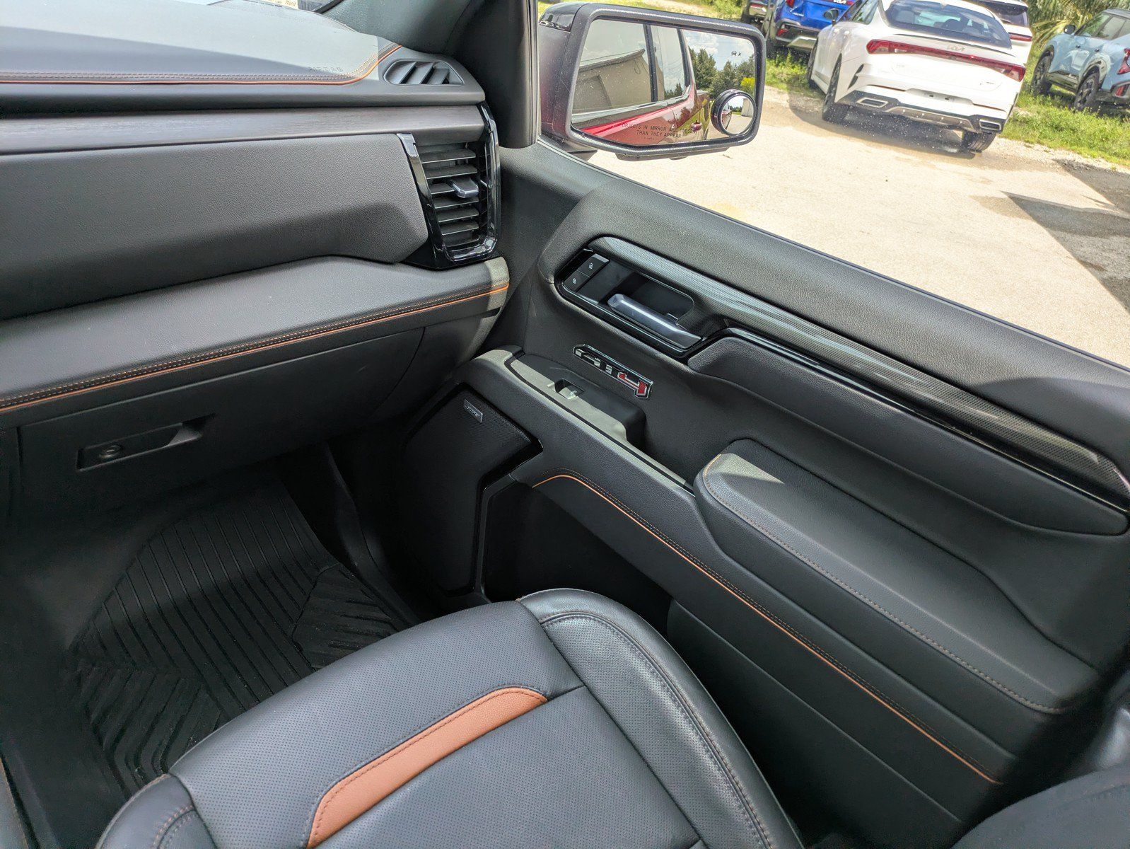 Used 2026 GMC Sierra 1500 AT4 w/ AT4 Premium Package AWD/4WD image 13