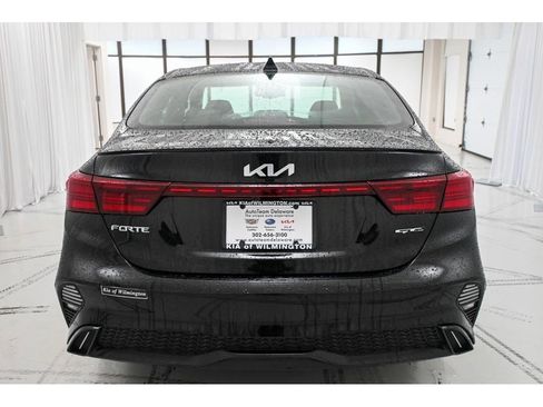 Used 2024 Kia Forte GT-Line w/ GT-Line Premium Package image 6