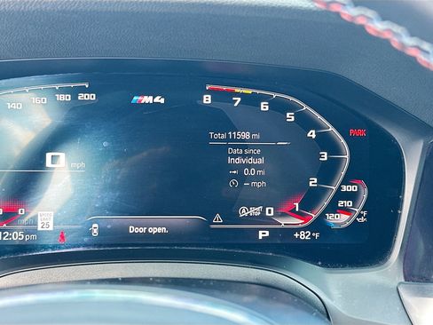 Used 2022 BMW M4 xDrive Competition w/ Executive Package image 13