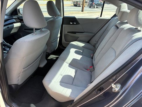 Used 2017 Honda Accord LX image 12