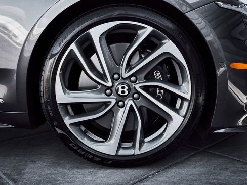 Used 2025 Bentley Continental GT Speed AWD/4WD image 19