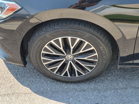Used 2019 Volkswagen Jetta SE FWD image 13
