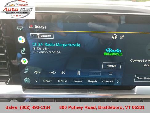 Used 2022 Chevrolet Silverado 1500 LT w/ Z71 Off-Road Package AWD/4WD image 21