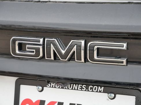 New 2026 GMC Acadia Elevation w/ Black Edition AWD/4WD image 13