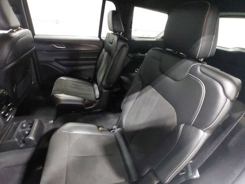 Used 2023 Jeep Grand Cherokee L Laredo AWD/4WD image 16