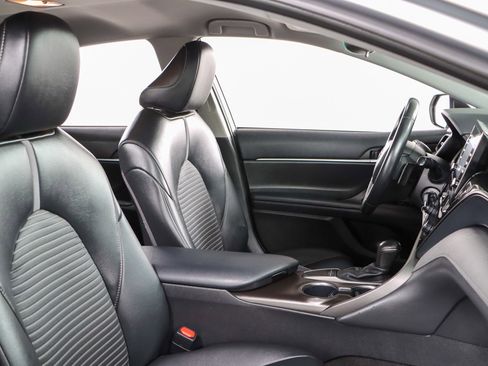 Used 2024 Toyota Camry SE image 26